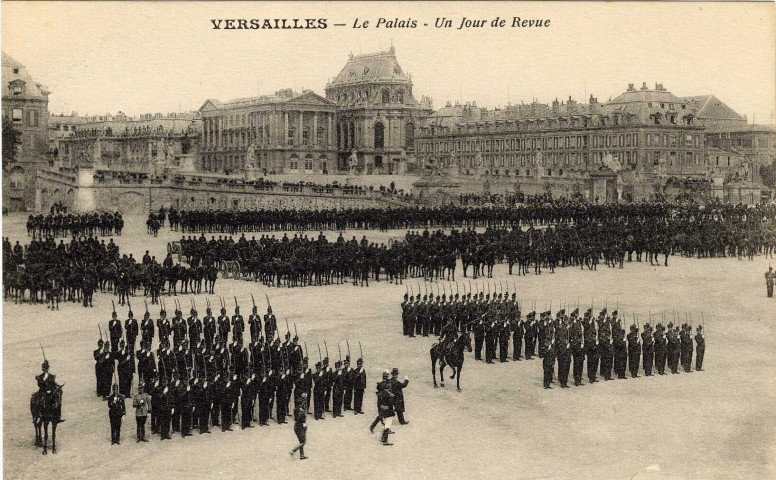 Versailles - Le Palais - Un jour de revue. Édit. Vve Moreau, Versailles