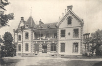 Sanatorium des Ombrages - Versailles - Le Château. Phototypie A.Benoit, 16 rue de Chartres, Neuilly-sur-Seine
