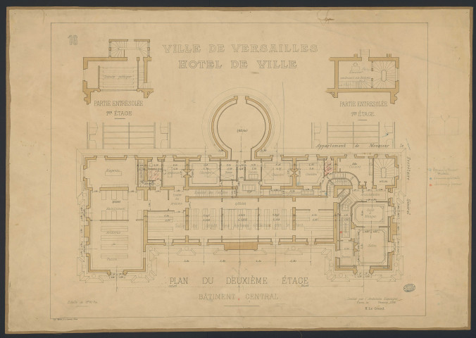 Hôtel de ville de Versailles. Deuxième étage du bâtiment central.