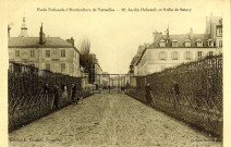 École Nationale d'Horticulture de Versailles. Jardin Dubreuil et grille de Satory. Édition L. Garnier, Versailles