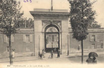 Versailles - Le Lycée Hoche. L.L.