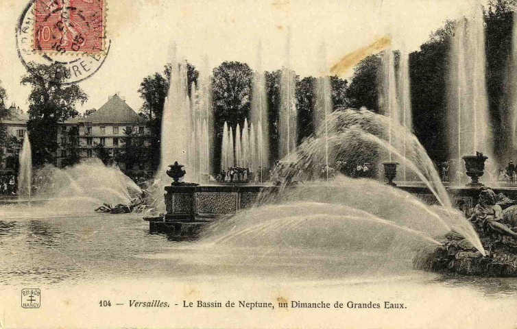 Versailles - Le bassin de Neptune, un dimanche de Grandes eaux. P.H. et Cie, Nancy