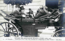 Voyage des souverains belges à Paris (juillet 1910). A Versailles. Arrivée de S. M. le Roi et du Président de la République au Petit Trianon. ND Phot.