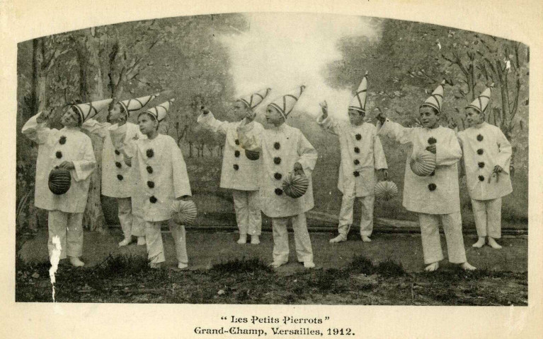 "Les Petits Pierrots" Grand-Champ, Versailles 1912.