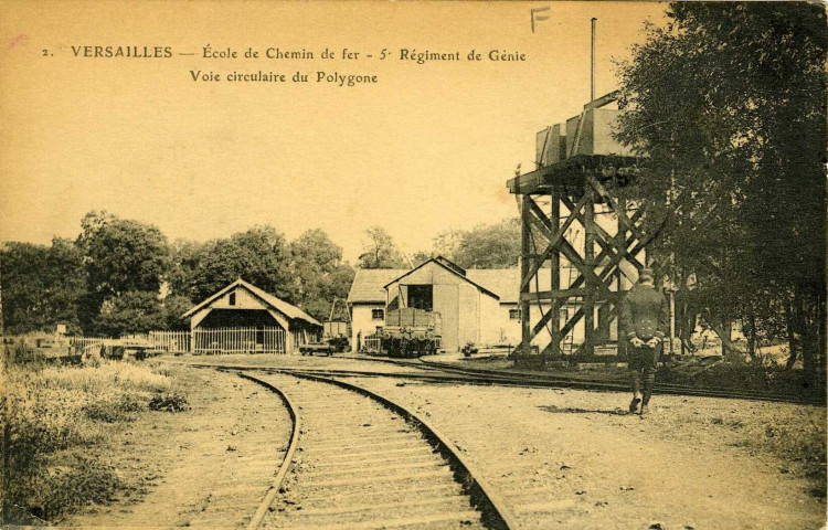 École de Chemin de fer - 5è Régiment de Génie - Voie circulaire et Polygone. Imp. E. Le Deley, Paris