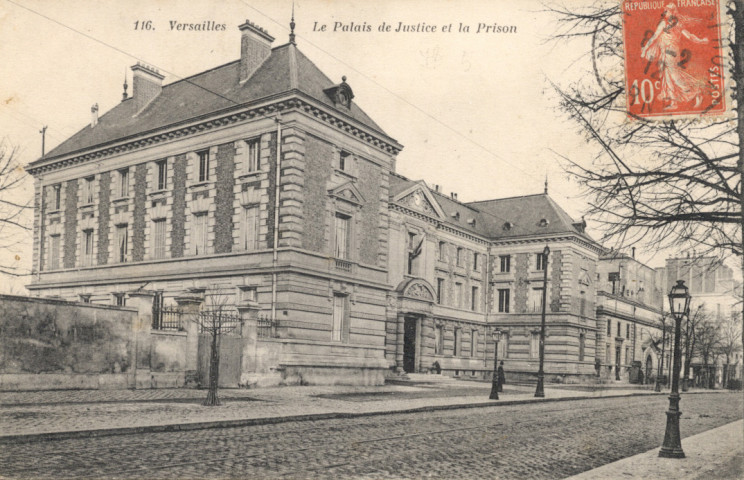 Versailles - Le Palais de Justice et la Prison. Héliotypie Bourdier et Faucheux, Versailles