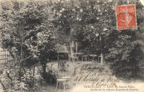 Versailles - Lycée de Jeunes Filles - Jardin de la maison Eugénie de Guérin.