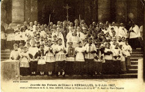 Journée des Enfants de Chœur à Versailles, le 9 juin 1927 sous la présidence de S. G. Mgr. GIBIER, Évêque de Versailles et du R.P. Abbé du Pont Colbert. Photo Bessard