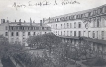 Versailles - Couvent des Augustines et Maison de retraite - Jardin de la Maison Sainte Agathe. Phototypie A. Benoit, Neuilly-sur-Seine