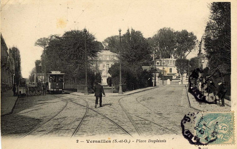 Versailles (S.-et-O.) - Place Duplessis.